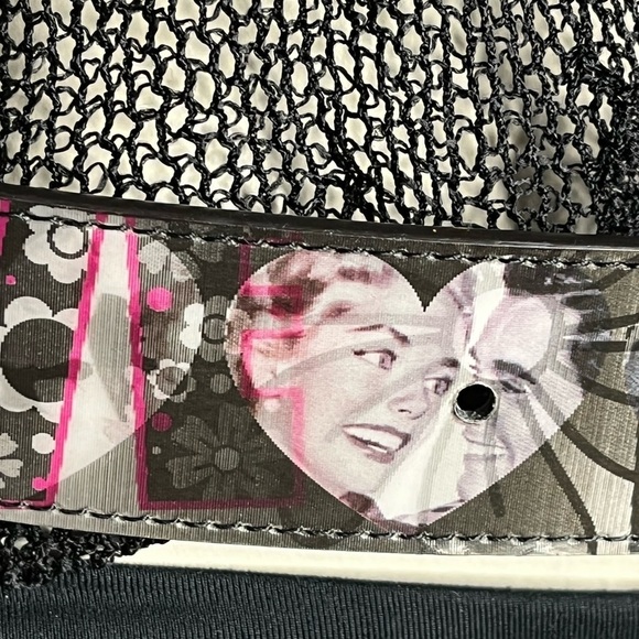 NWT Love Hologram Belt Sz Sm - Picture 4 of 12